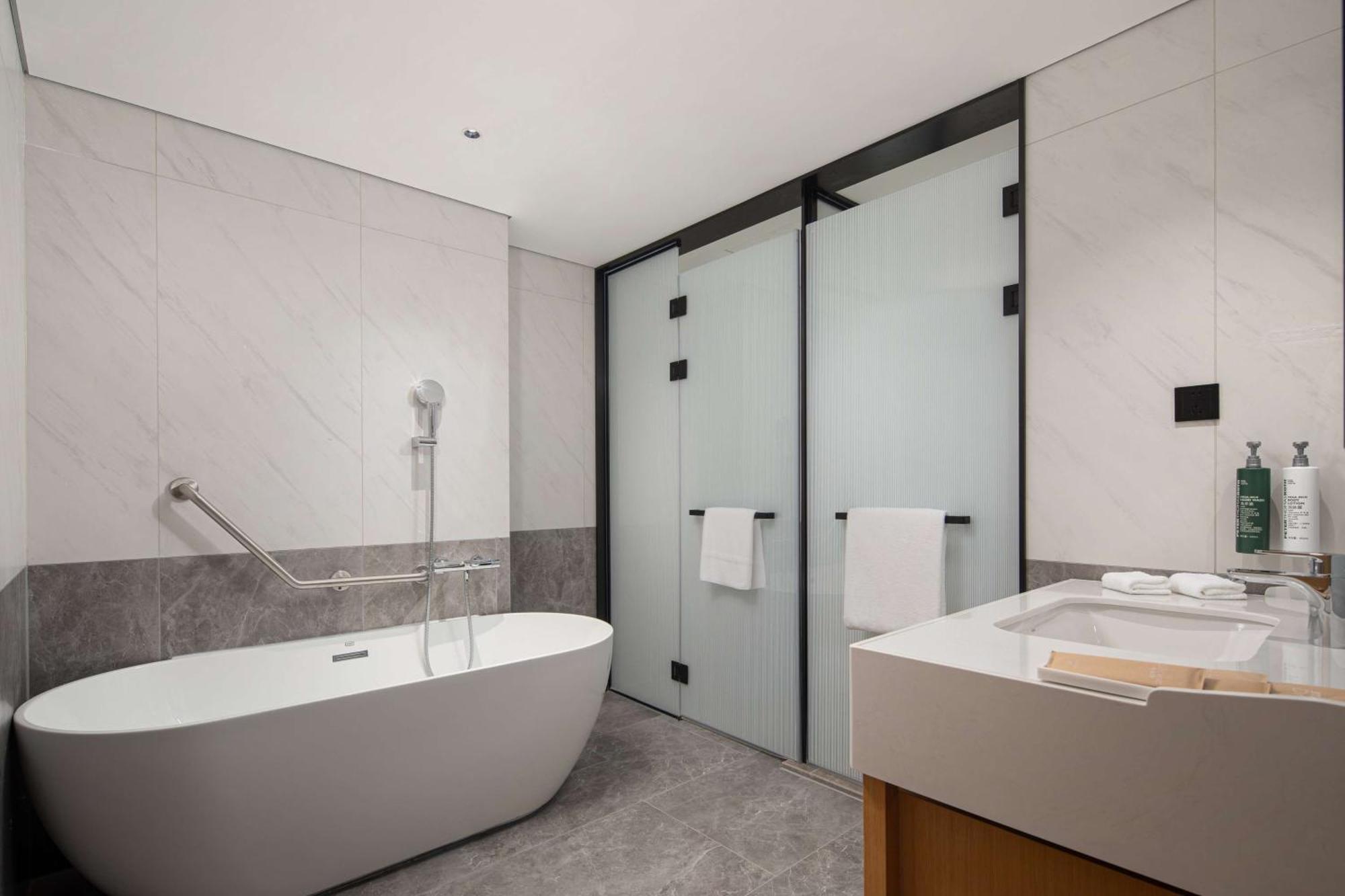 Hilton Garden Inn Chengde Mountain Resort Εξωτερικό φωτογραφία